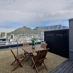 Portia Luxury City Penthouse, Views!